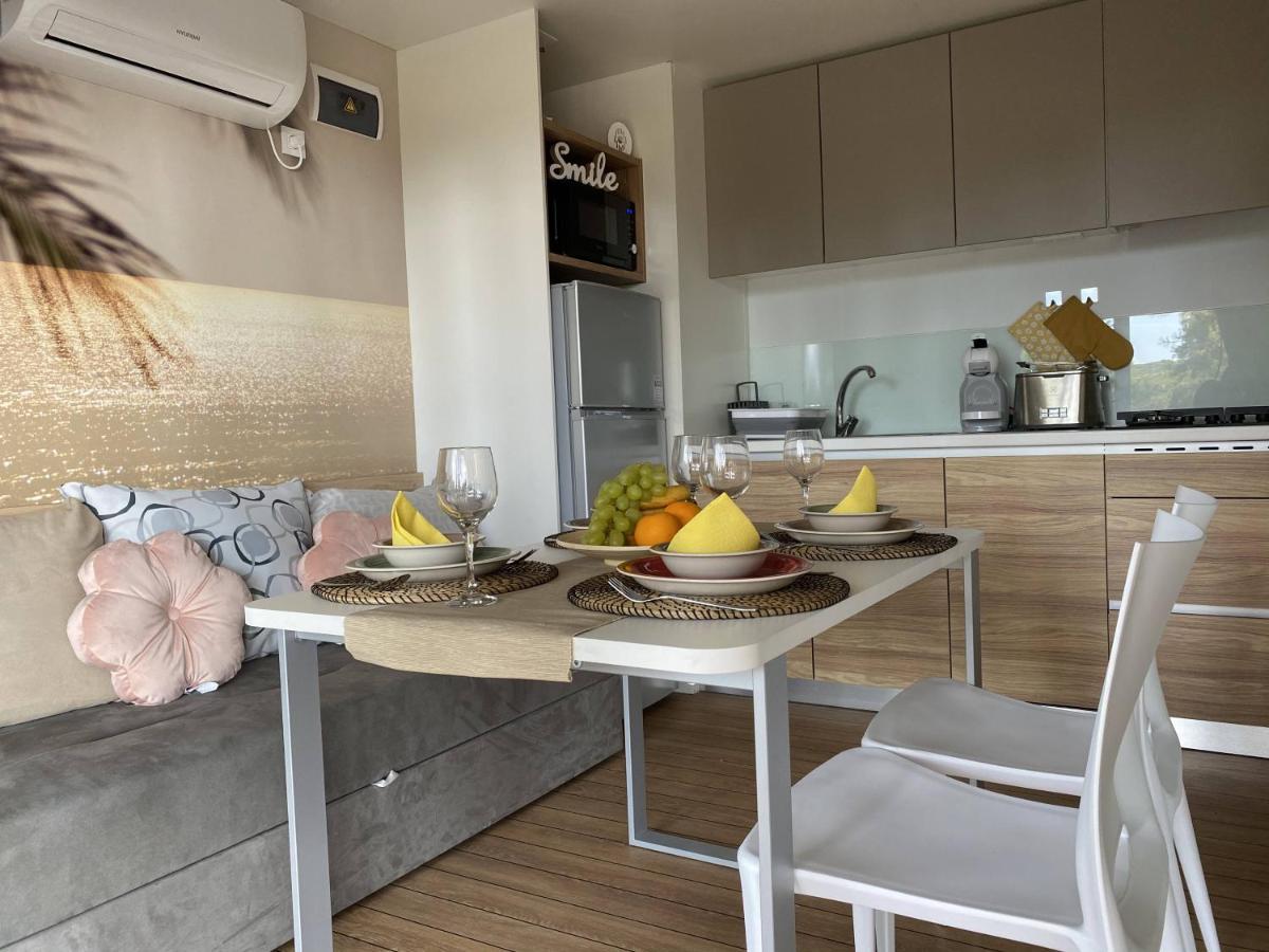 Mobile Home Leggiero 156 - Porton Nature Hideouts Ровин Екстериор снимка